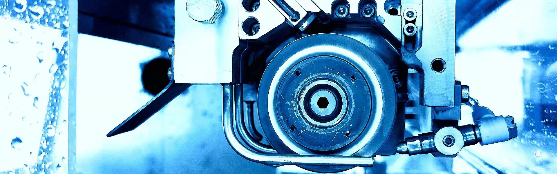 晶圓劃片機在切割劃切過程中為什么要測高？