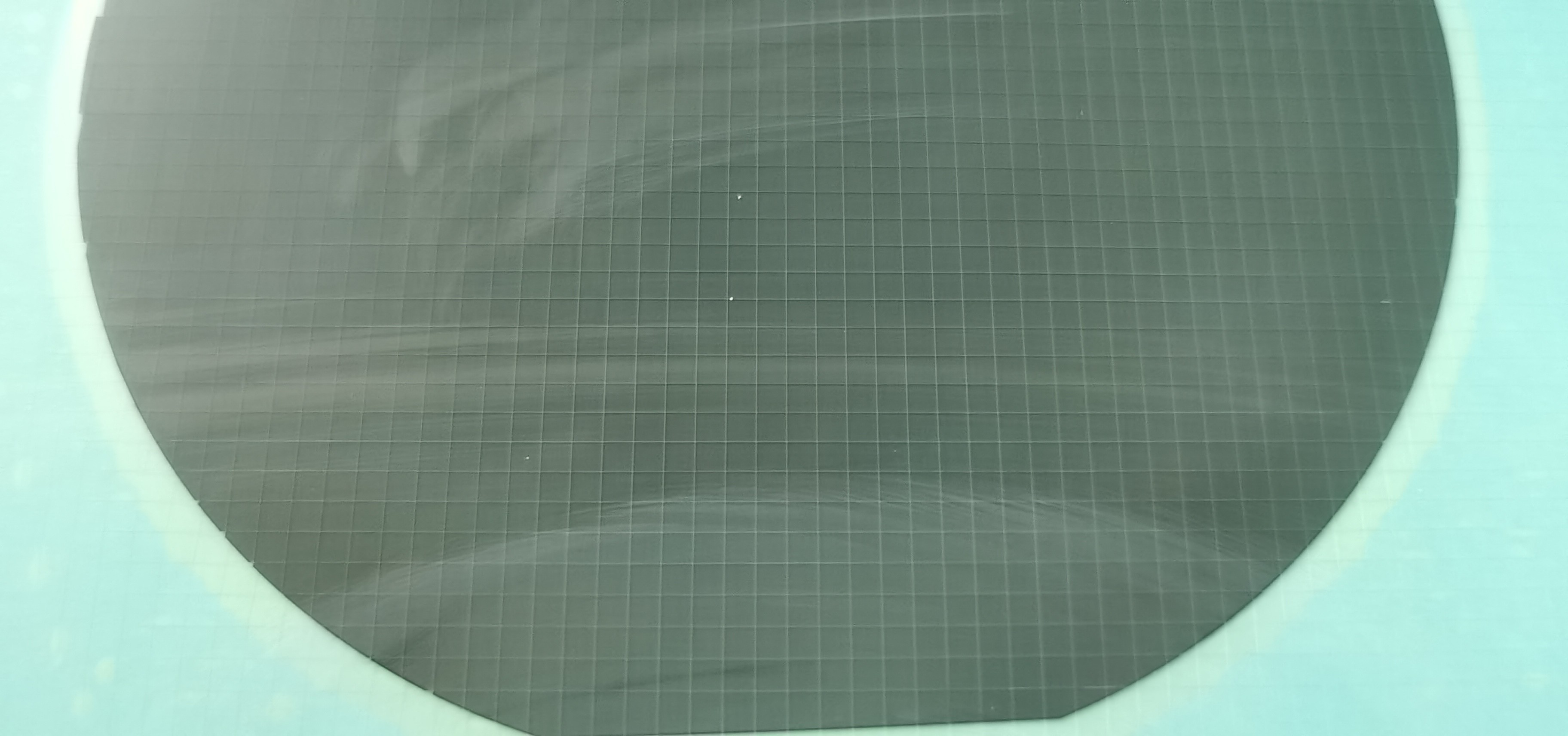 劃片機(jī)是芯片切割制造流程中一個(gè)重要的環(huán)節(jié)